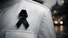 ริบบิ้นสีดำคืออะไร วิธีติดให้สุภาพ และทำเองง่ายๆ ในช่วงแสดงความอาลัย
