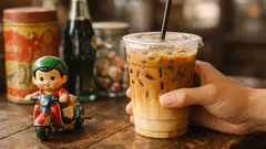 ชื่นใจสุดสัปดาห์คาเฟ่ เที่ยววันเดียวใกล้กรุงเทพ จิบกาแฟเดินชมบ้านพิพิธภัณฑ์วินเทจ