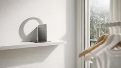 วิธีเก็บไม้แขวนเสื้อไม่ให้พันกัน ด้วยบุกเอนด์โลหะชิ้นเดียว หยิบได้ทีละอัน