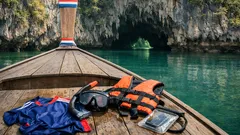 ทริปเที่ยวตรังวันเดียว เก็บครบถ้ำมรกตและเกาะกระดาน พร้อมเช็กลิสต์ของที่ต้องพก